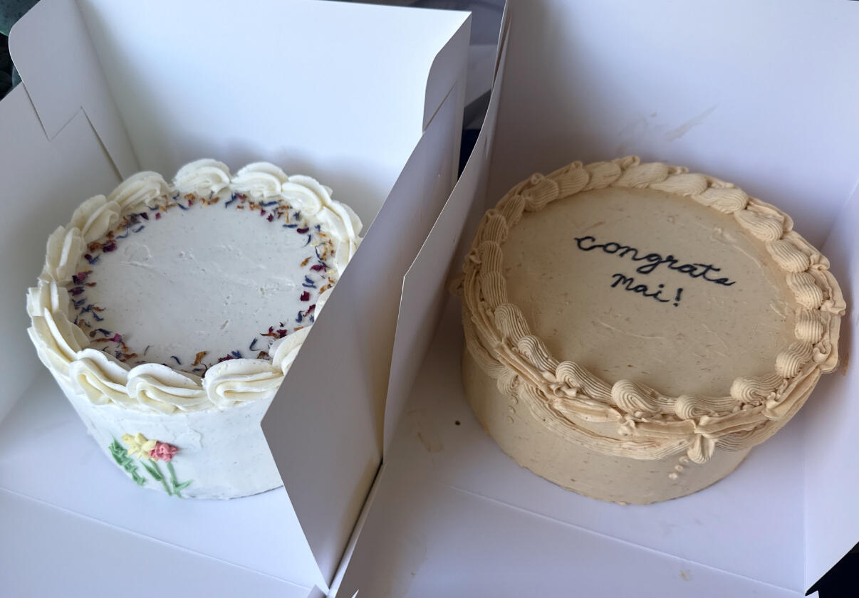 Custom-cake 04 Custom-cake 04